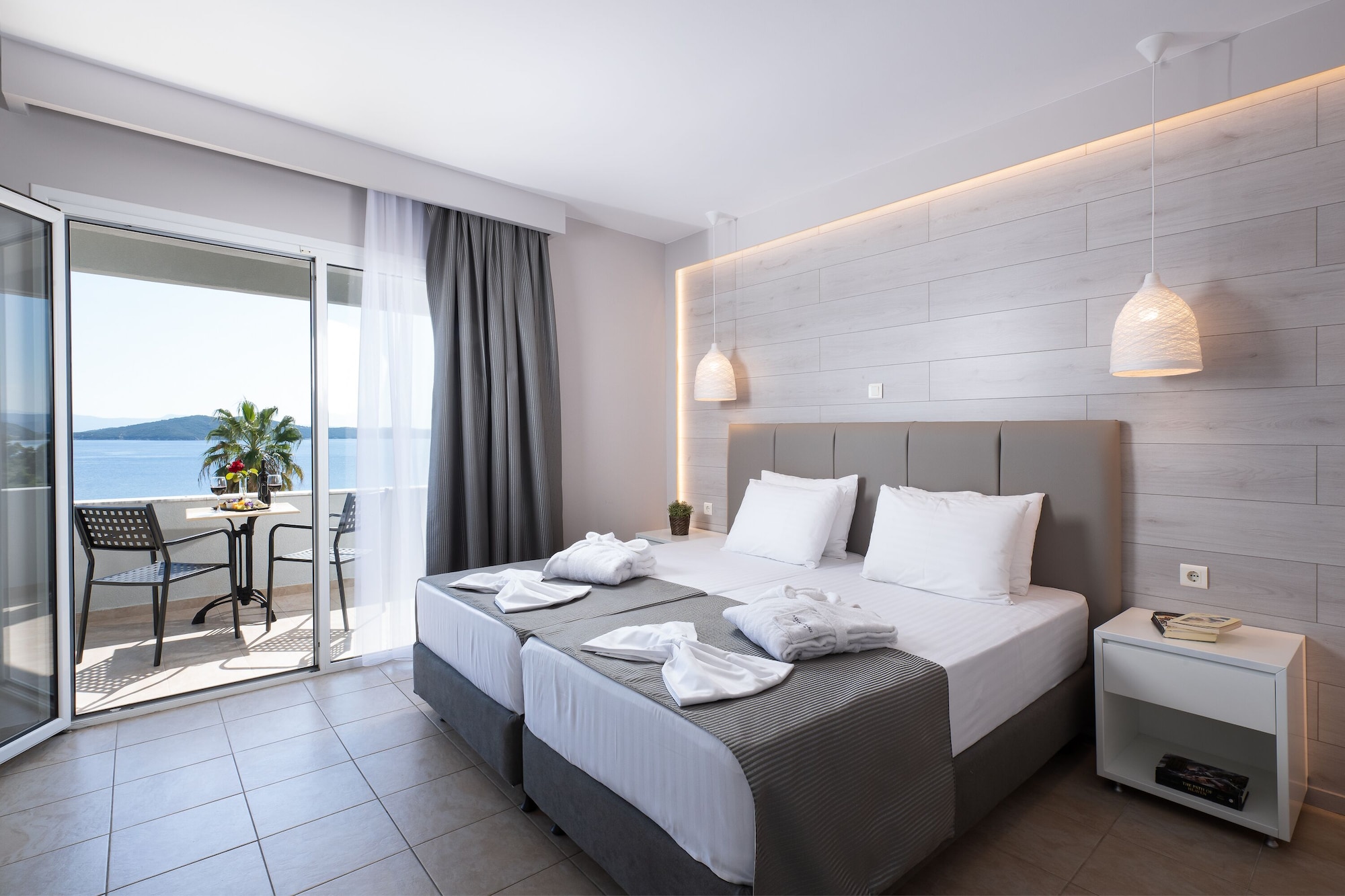 1 BEDROOM, FAMILY SUITE, SEA VIEW