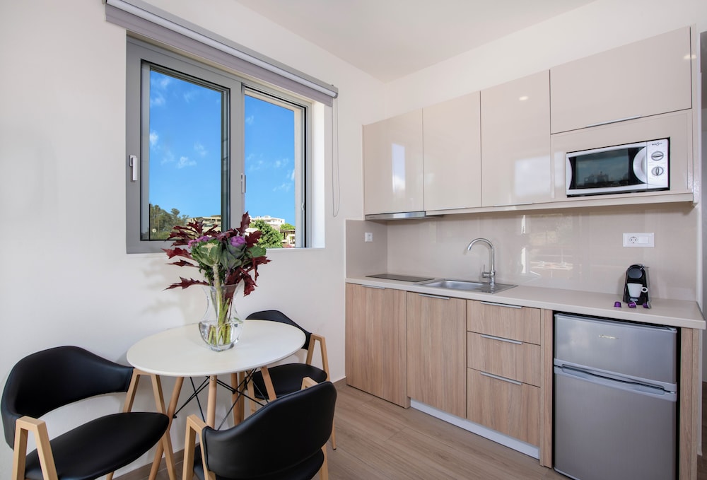 Villaggio Mare Suites 9/60