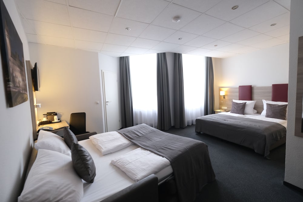 TOP Hotel Hohenstaufen 9/57