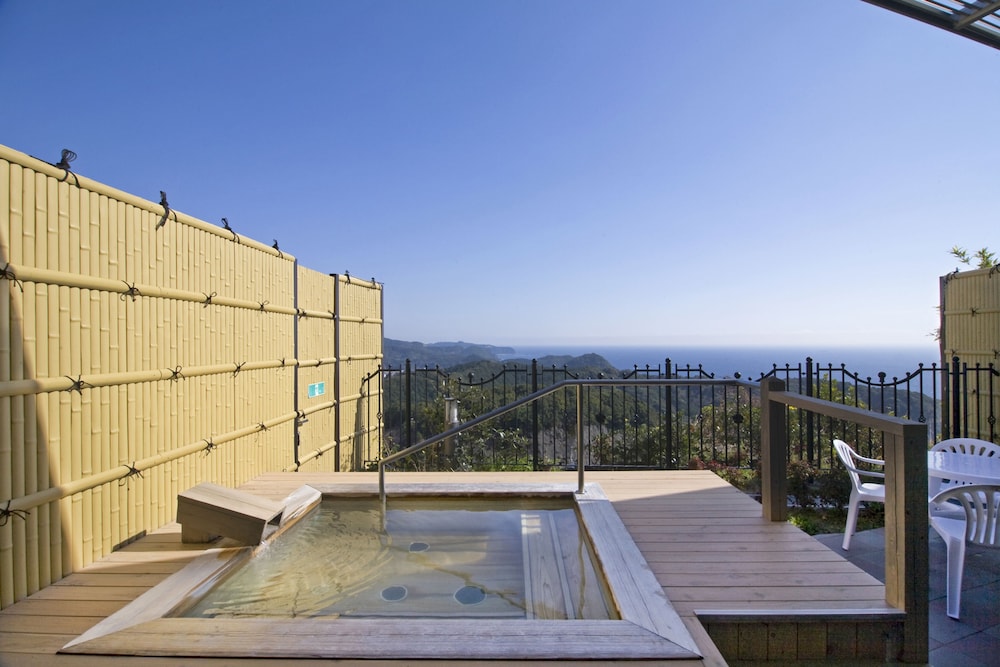 HOTEL BELLEVEDERE 17/46