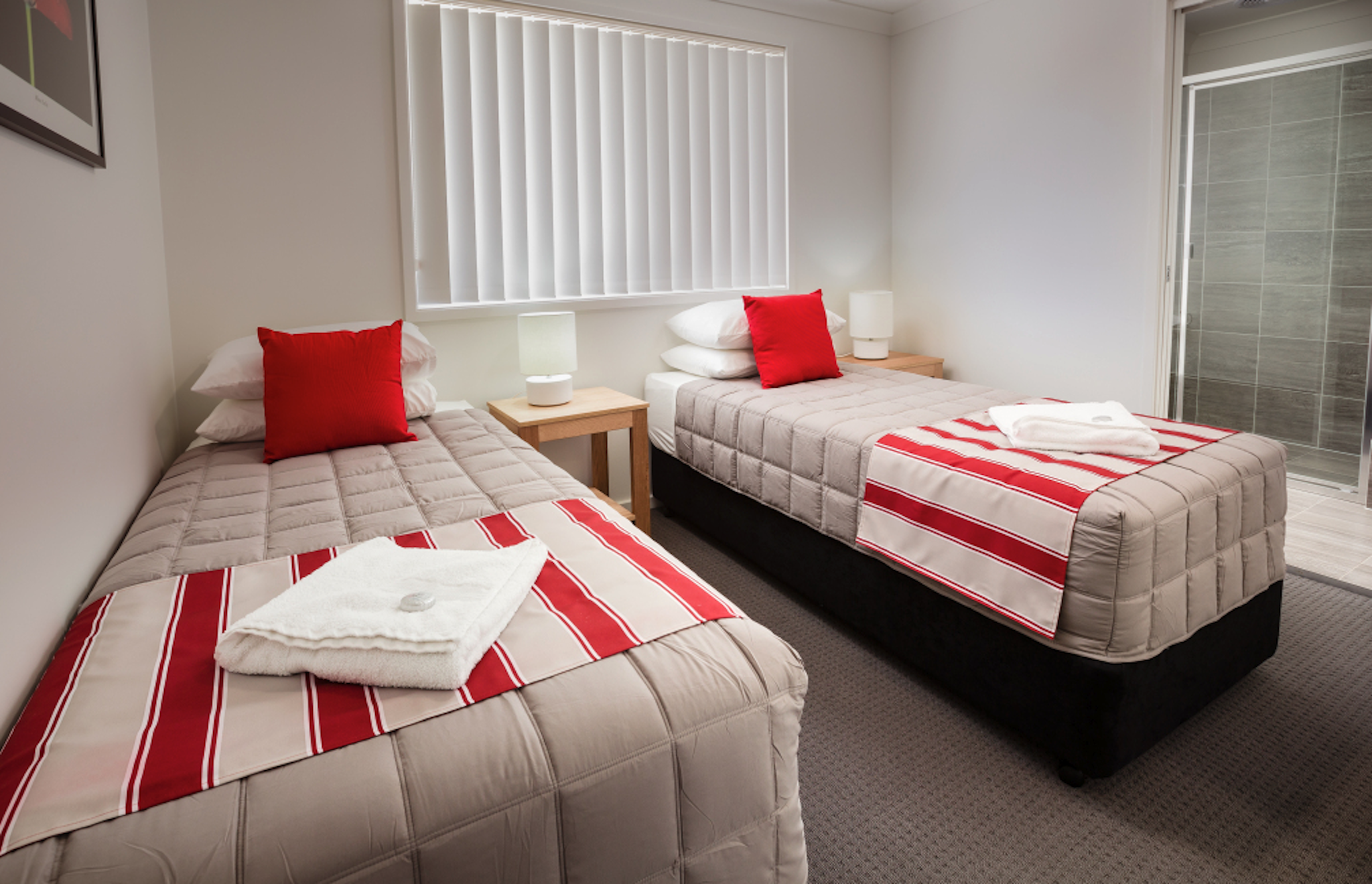 Wallsend Executive Apartments 2/6