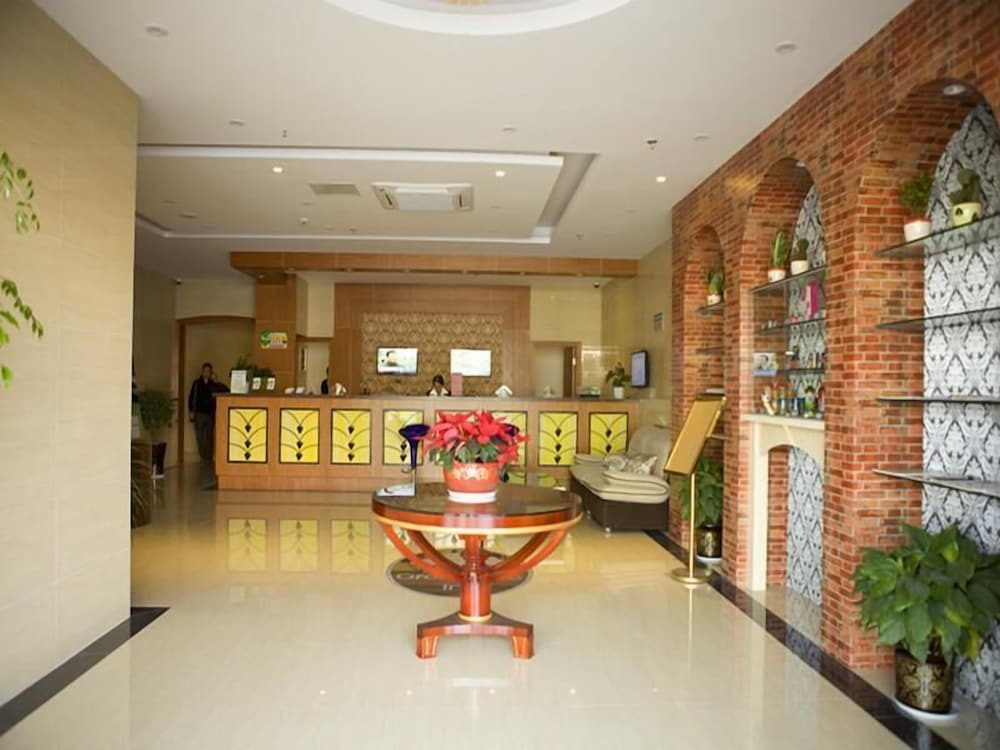 Greentree Inn Suzhou Taiping Town High-Speed North Station Express Hotel 5/31