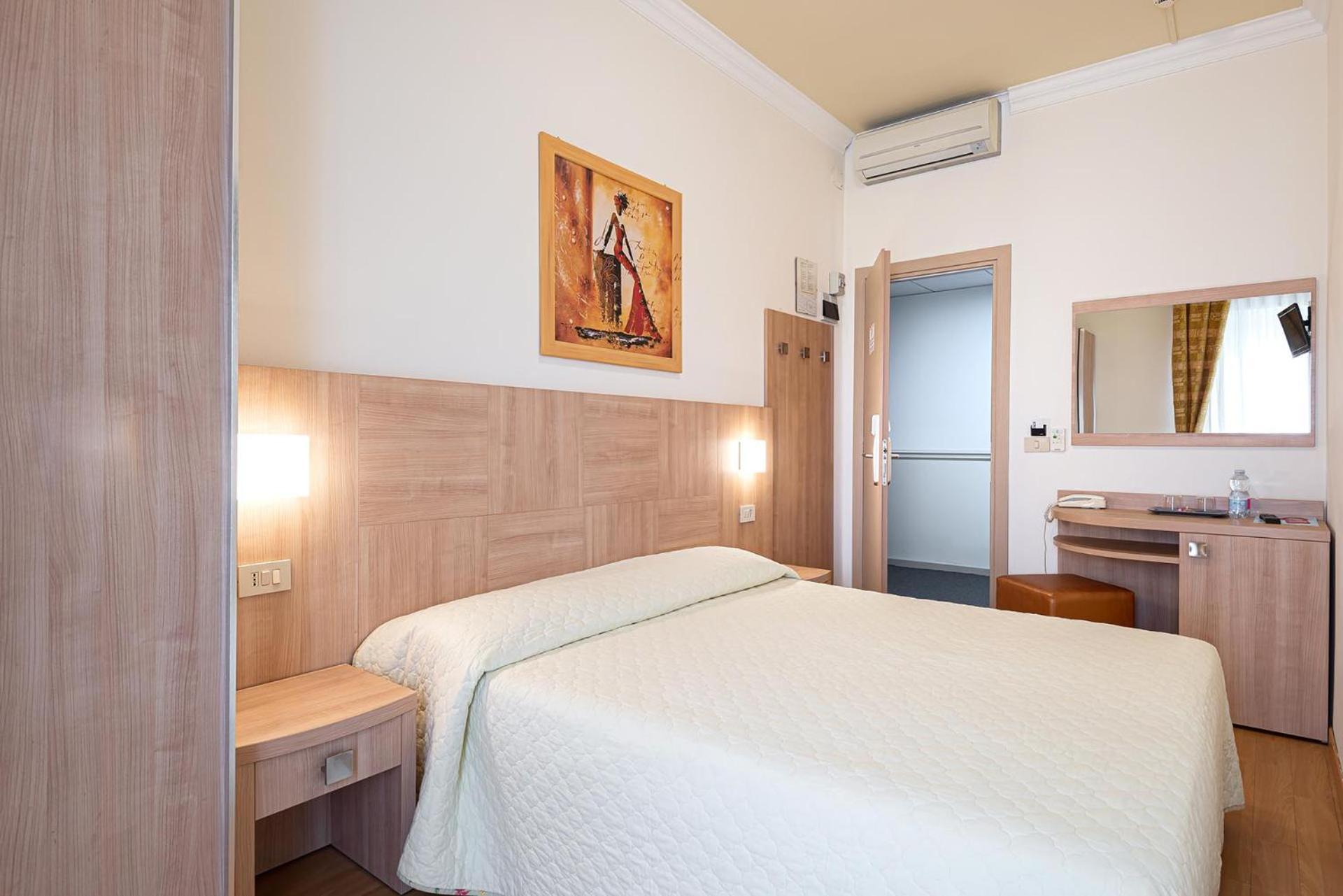 Hotel Corinna 20/50