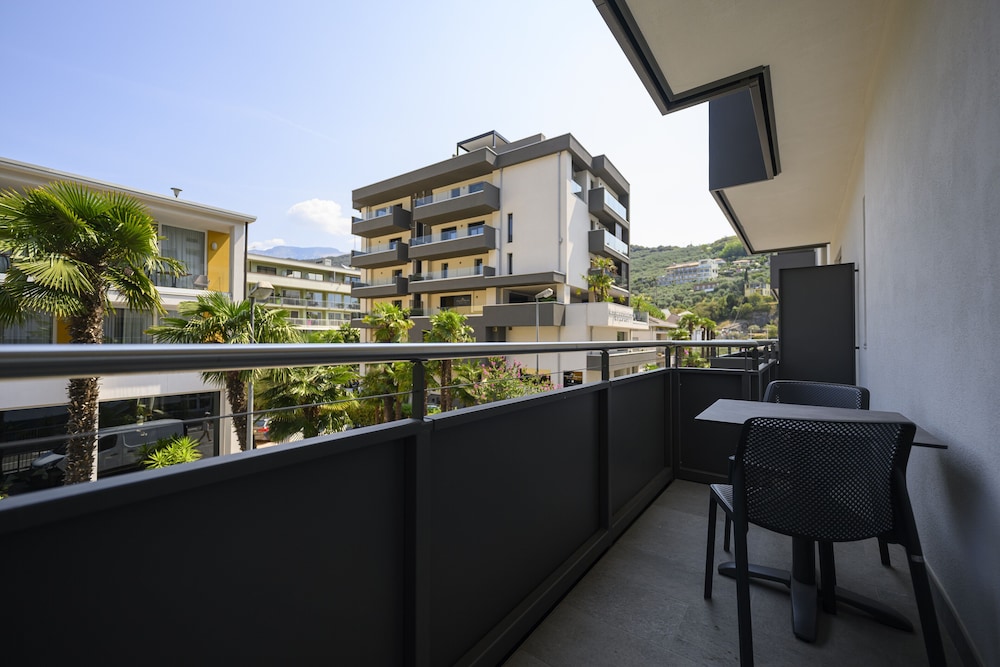 Hotel Riviera 3/50