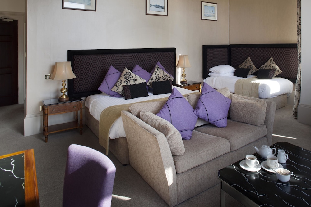 The Abbey Sands Hotel 48/60