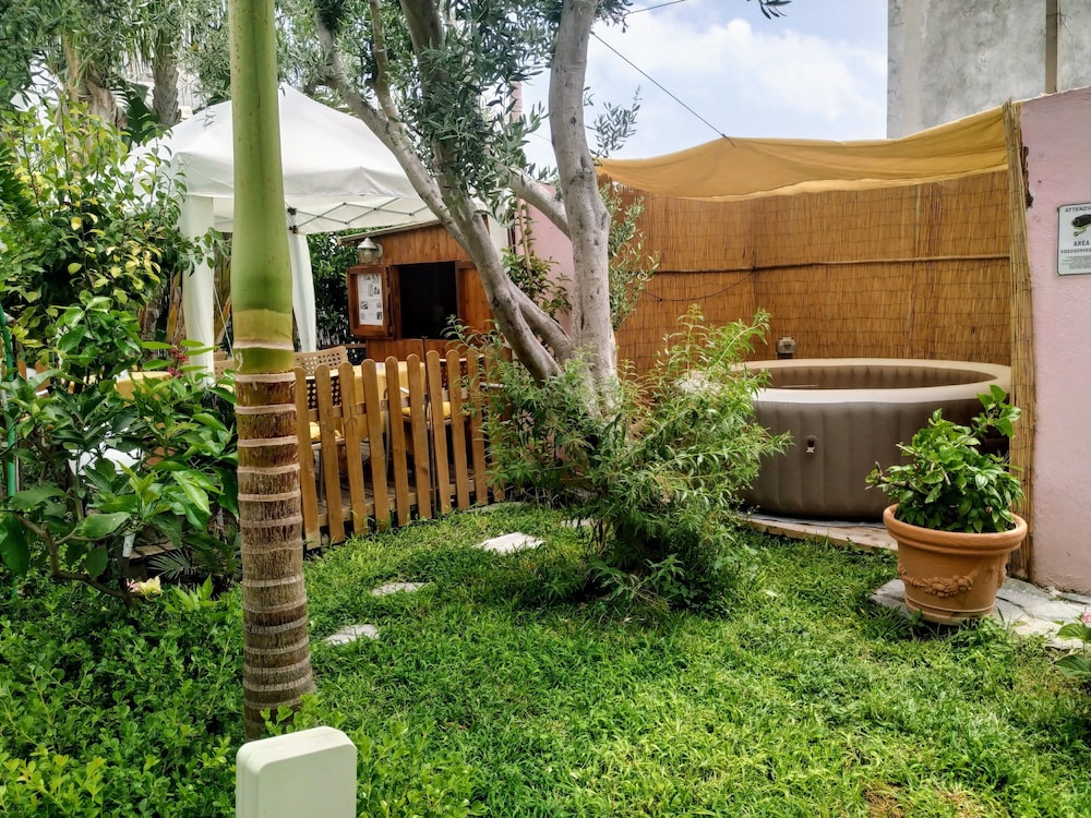 Hotel Ischia Casa Nicola 42/50