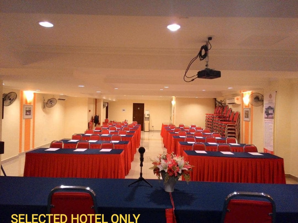 Sun Inns Hotel D'mind 2 Seri Kembangan 42/44