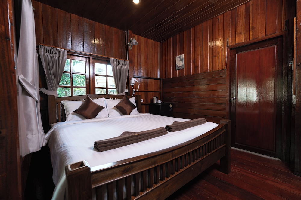 Asia Resort Koh Tao 24/62