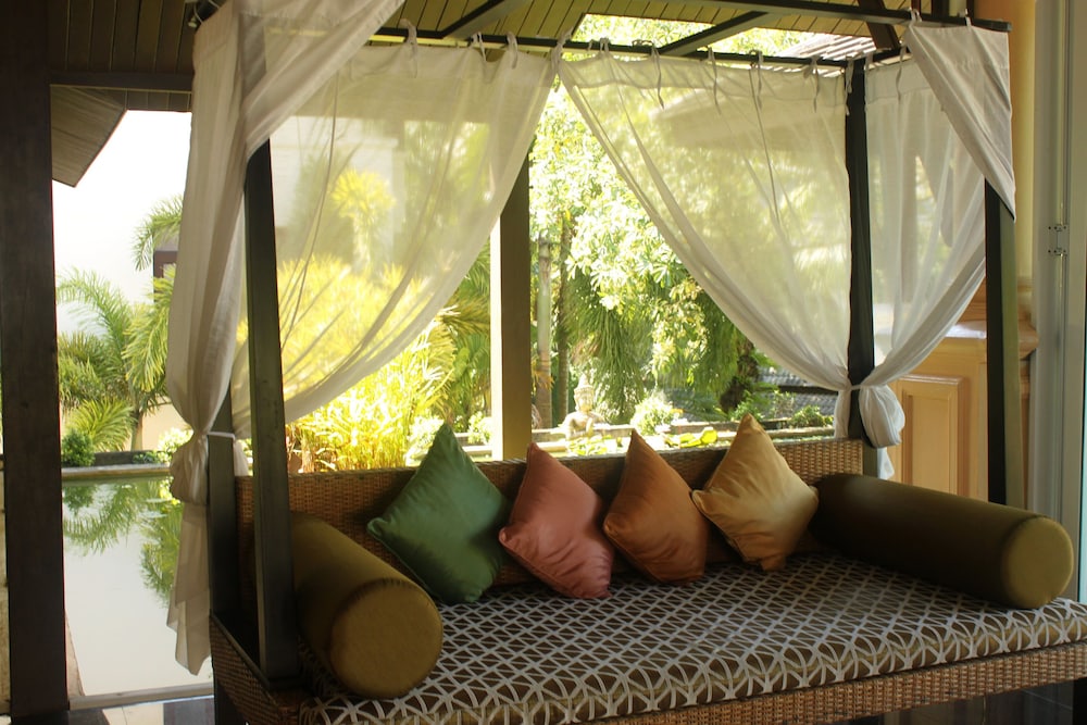 La Solaya Khao Lak 52/75