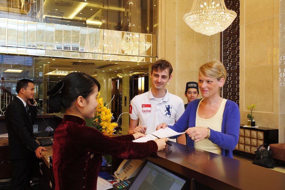Golden Silk Boutique Hotel 57/70