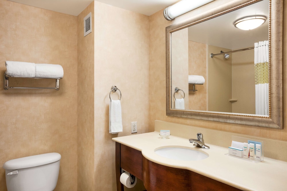 Hampton Inn Geneva 12/36