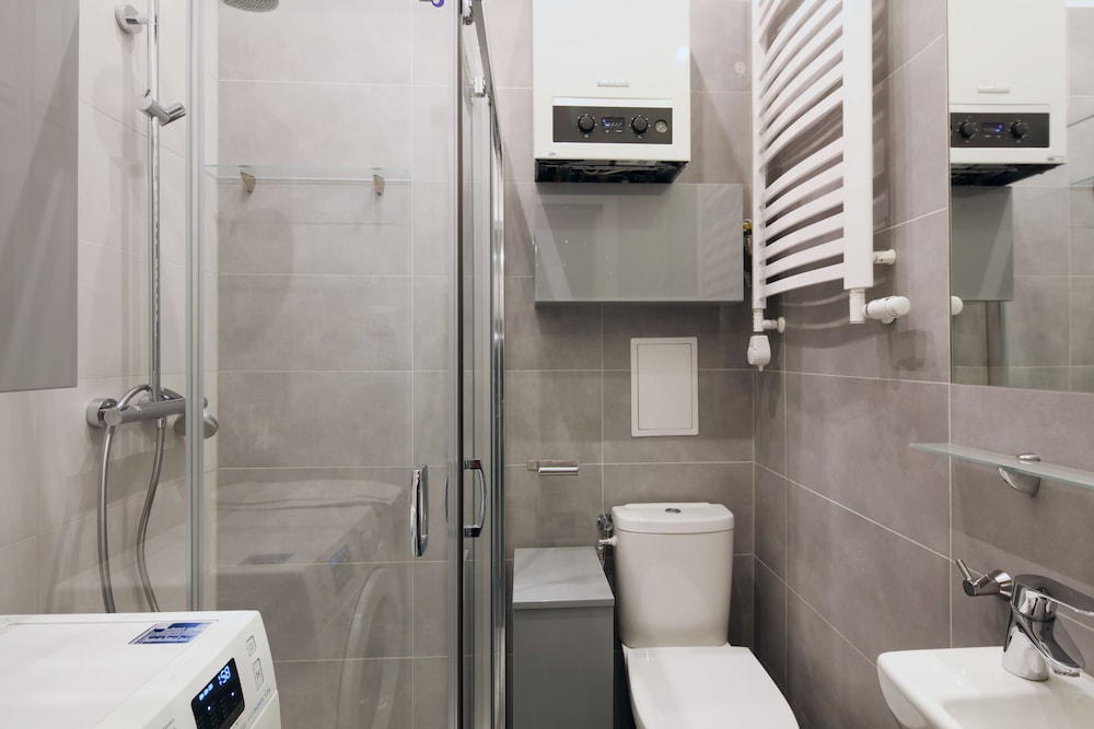 1 BEDROOM, DELUXE, APARTMENT, CITY VIEW, KITCHENETTE