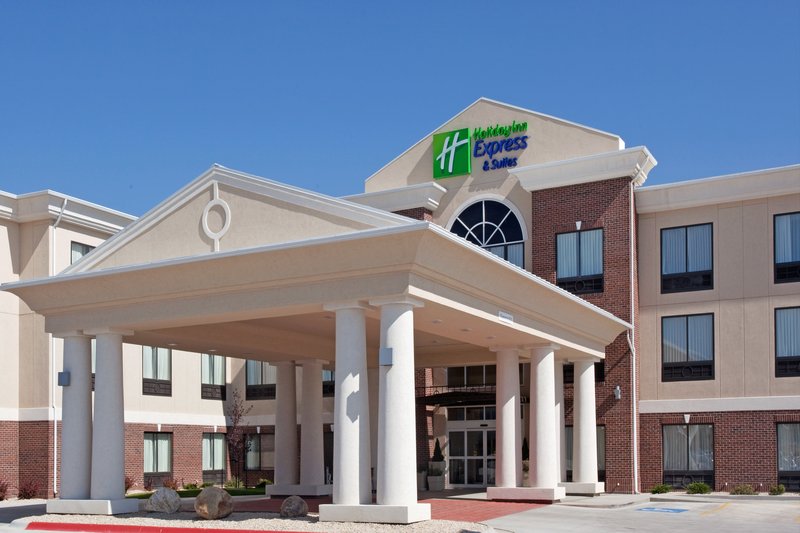 Holiday Inn Express Hotel And Suites Buffalo 4/66