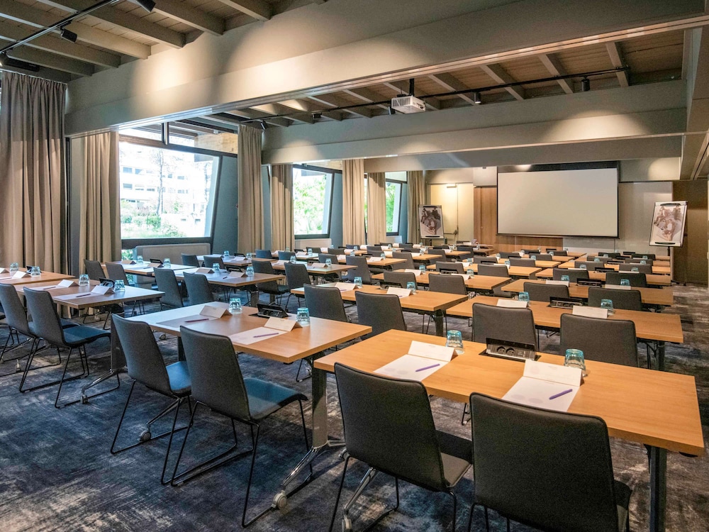 Novotel Antibes Sophia Antipolis 33/48