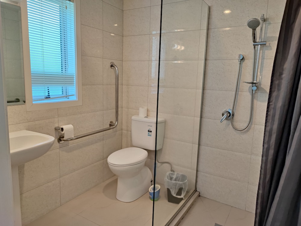 STUDIO, DOUBLE BED, ACCESSIBLE