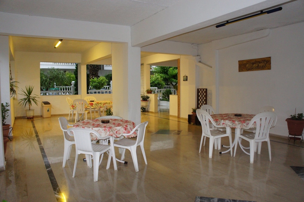 Niki Apartments 30/43