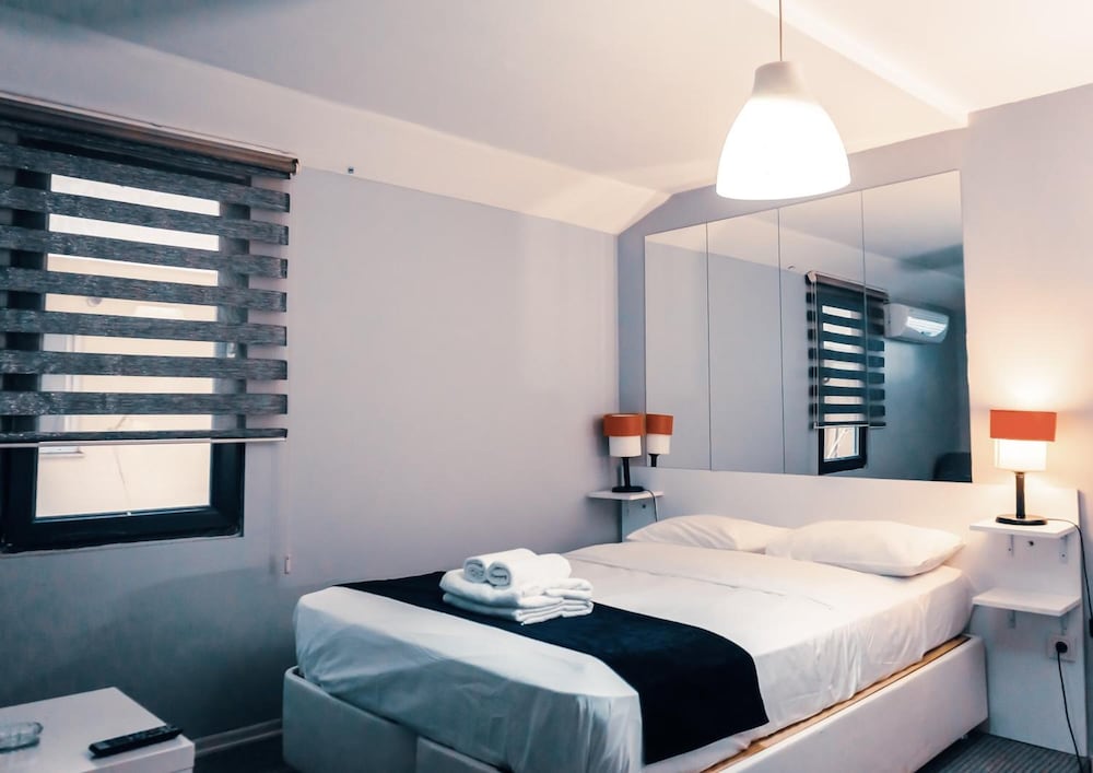 Arkem 2 Hotel 28/66