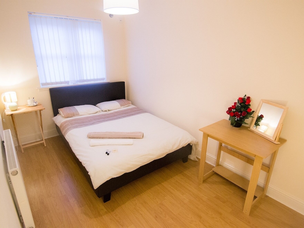 Inverness City Rooms 6/43
