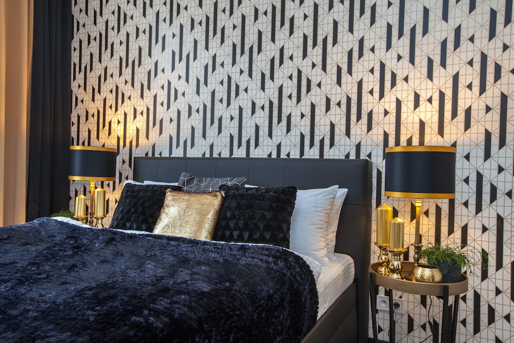 Golden Prague Rooms 34/48