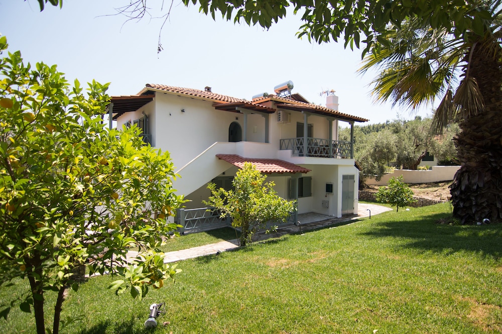 Casa Luxury Suites 33/44