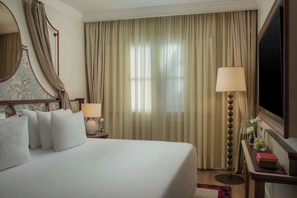 New Style, Junior Suite