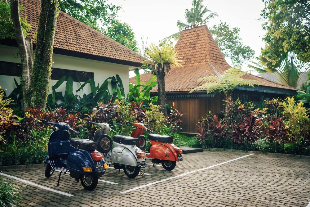 Uma Kalai 43/50