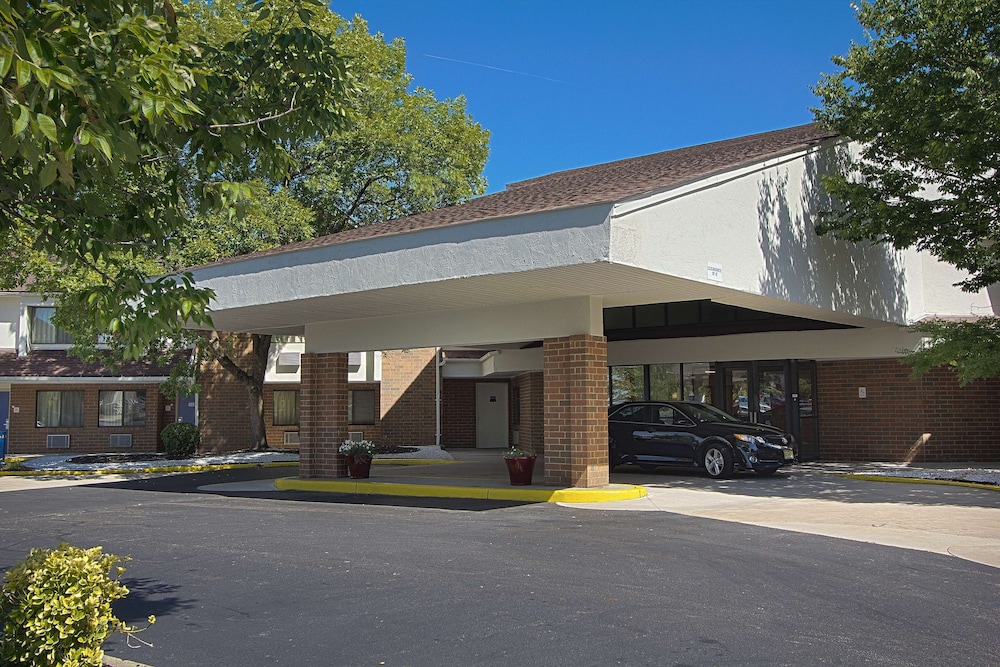 Motel6 East Brunswick, NJ 21/25