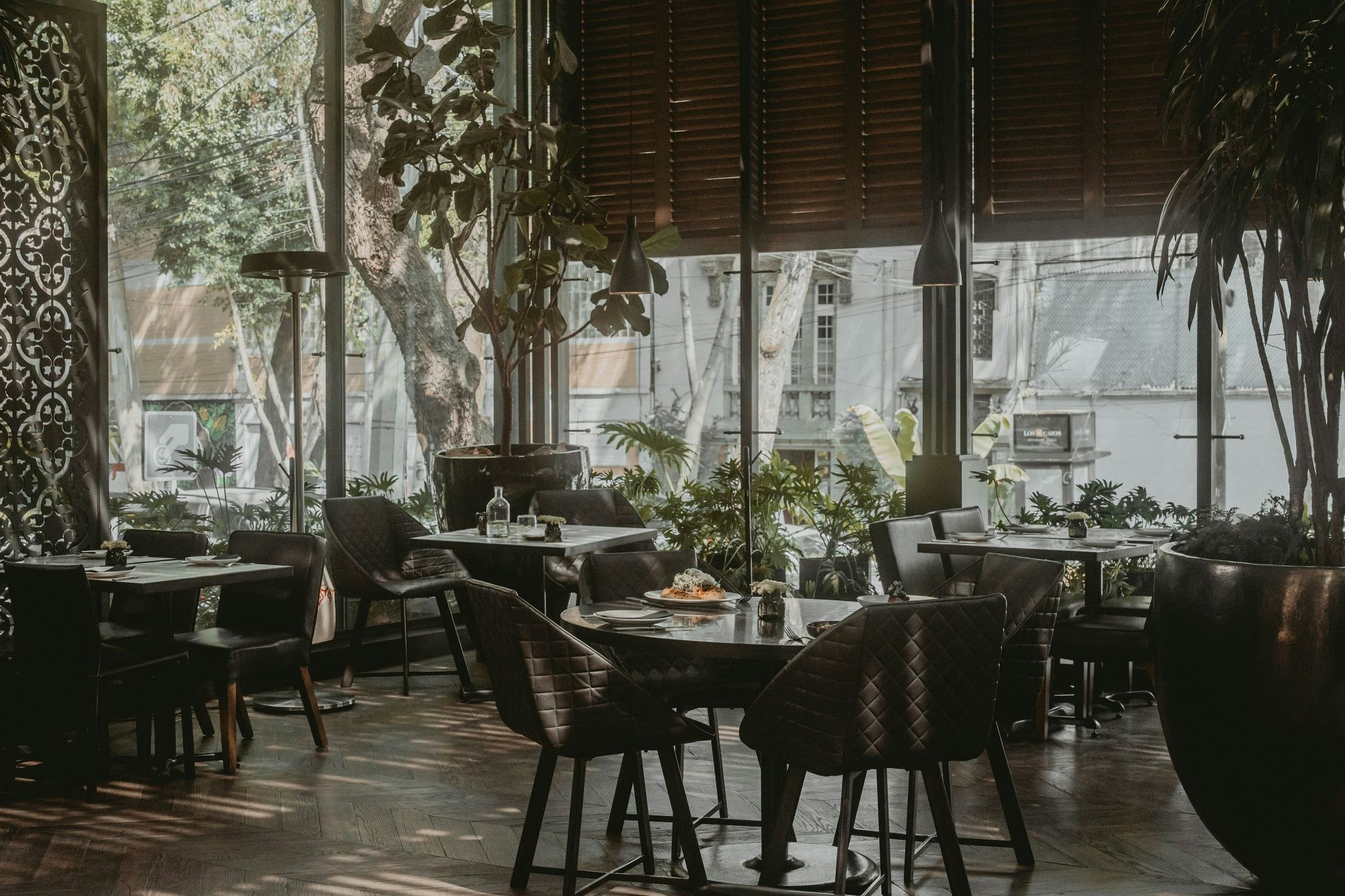 Brick Hotel 37/50
