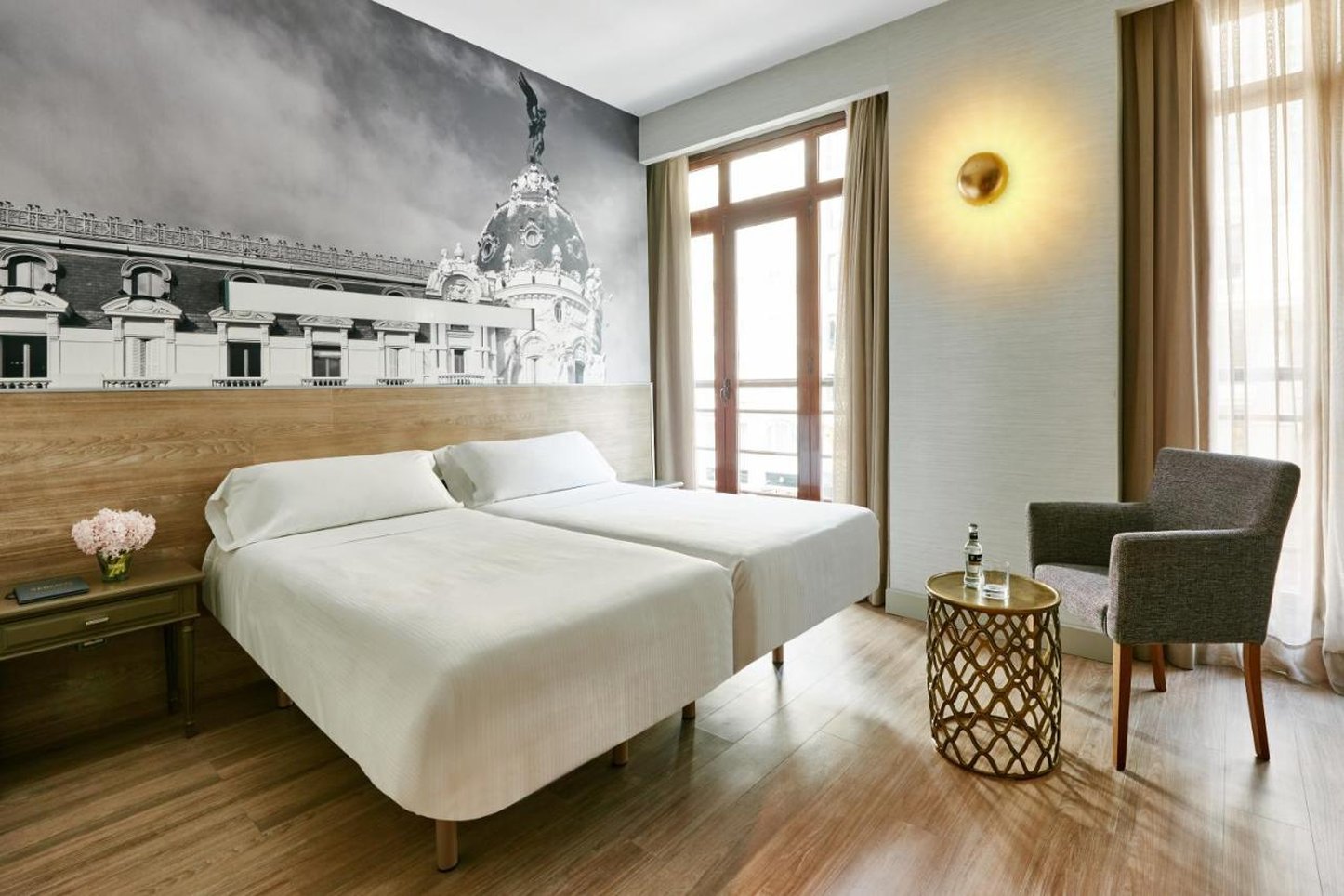 Regente Hotel 35/79