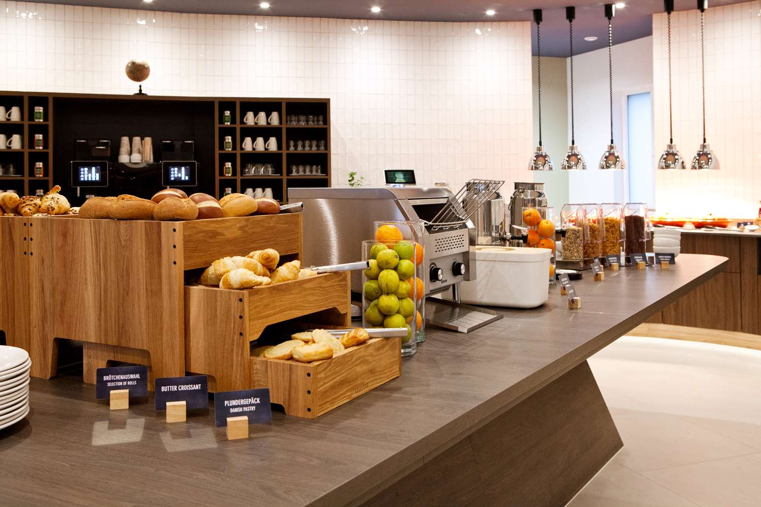 Hampton by Hilton Munich Airport South 12/12