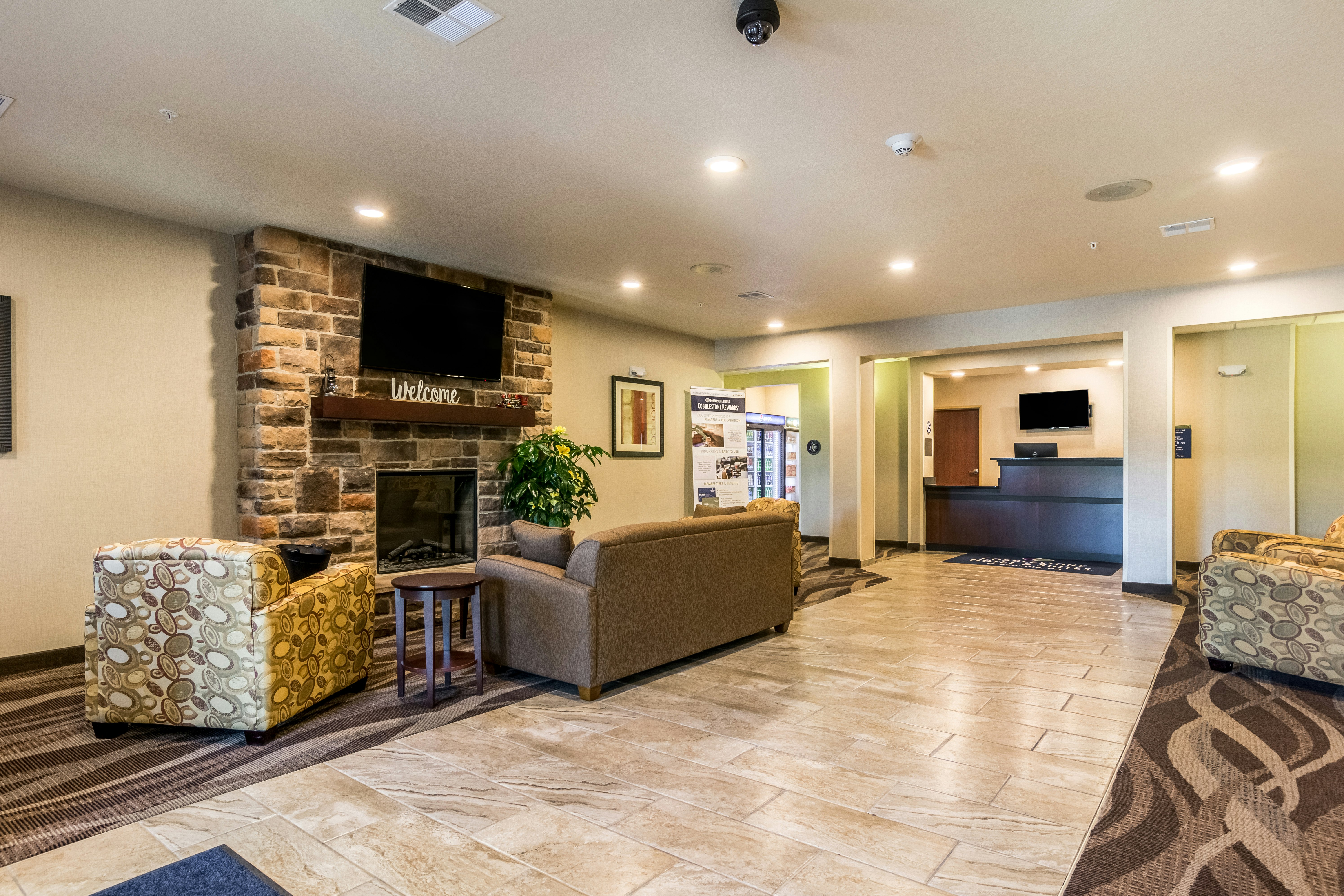 Cobblestone Hotel & Suites - Greenville 3/21