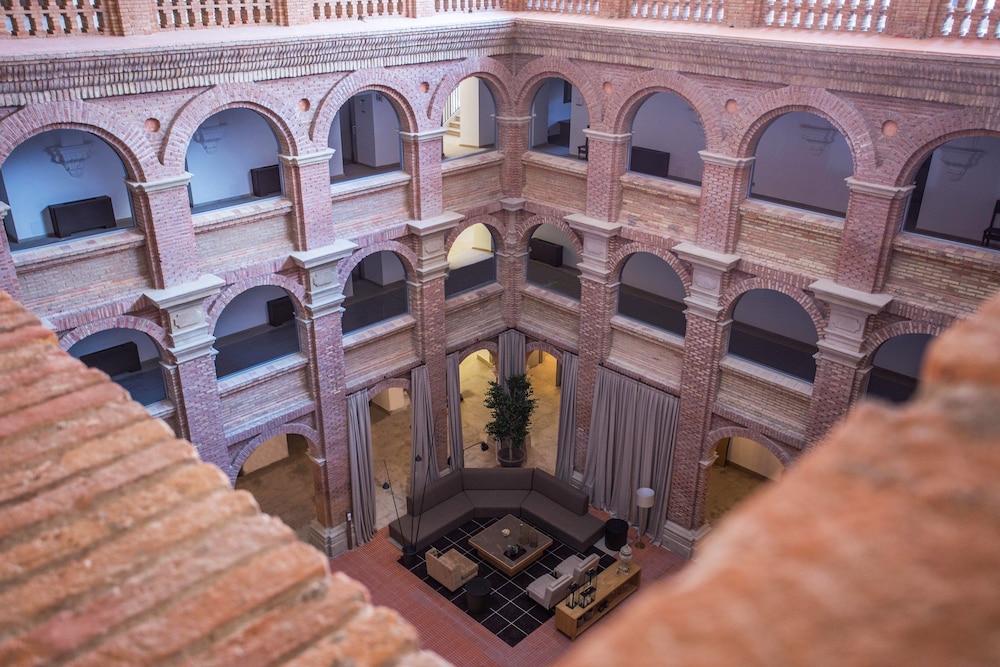 Parador de Lleida 6/50