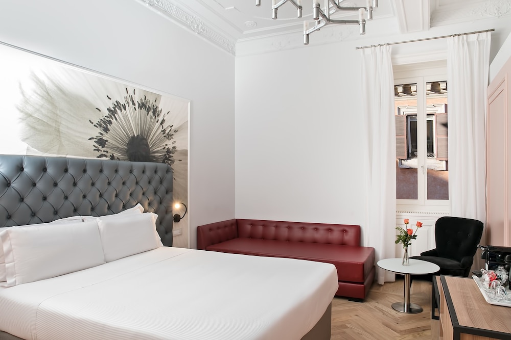 Boutique Centrale Palace 23/81