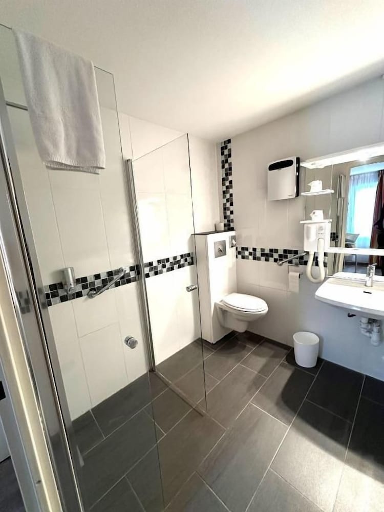 Fasthotel Toulouse Blagnac Aeroport 37/37