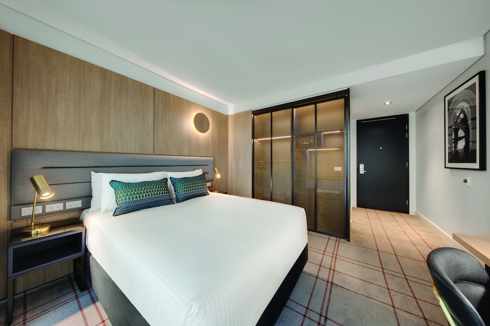 Vibe Hotel Sydney Darling Harbour 23/52