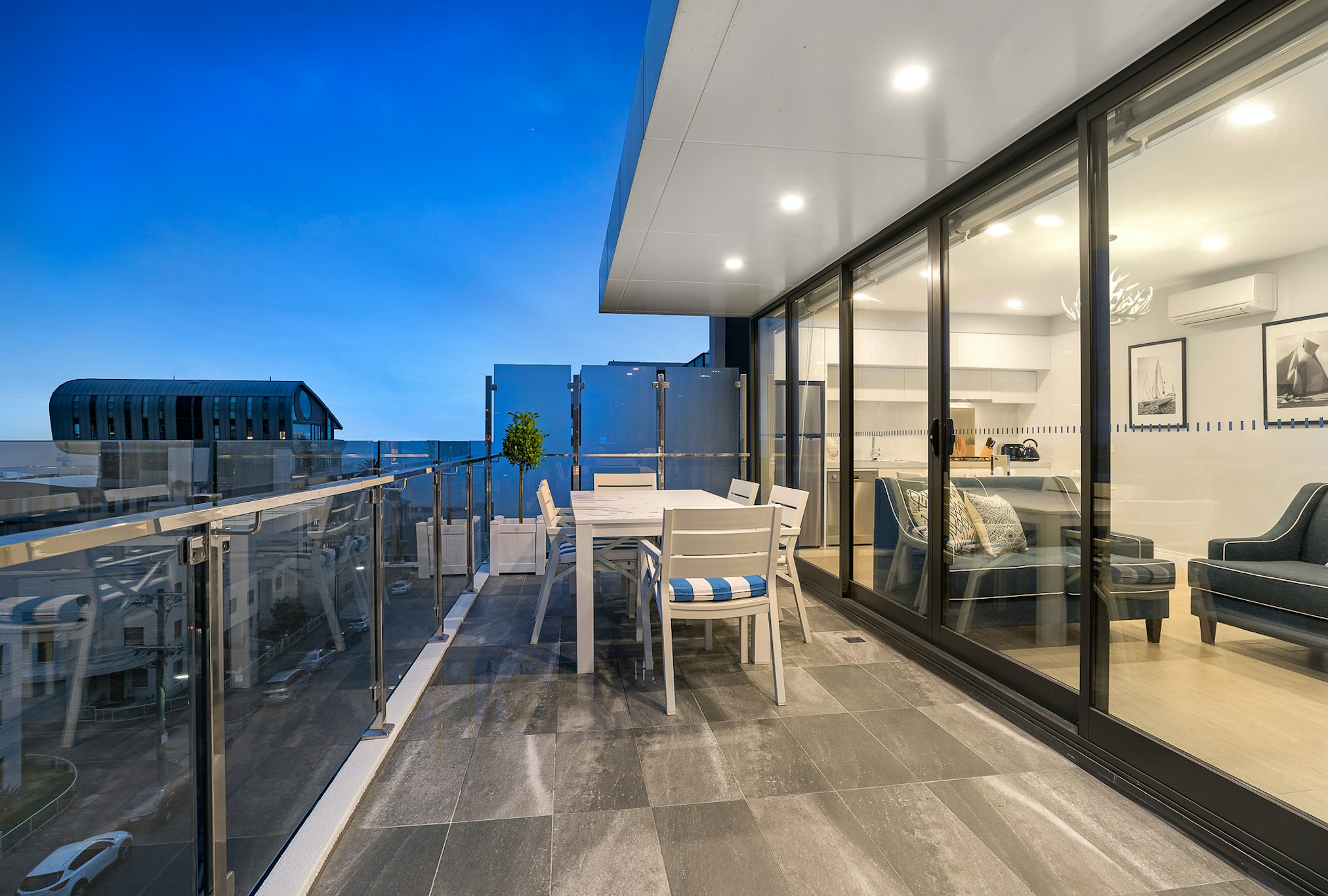 The Hamptons Apartments Corporate Keys 24/57