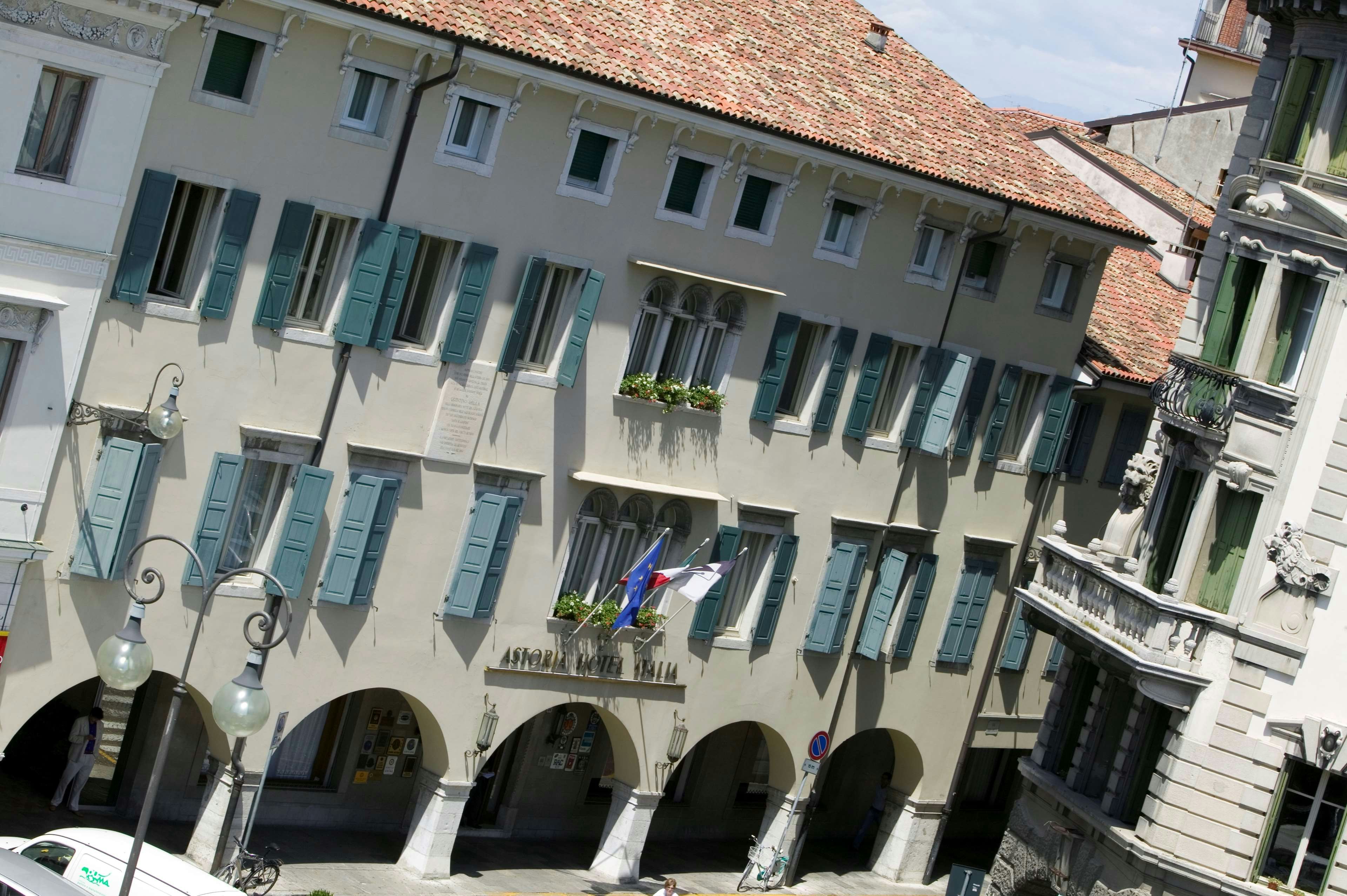Astoria Italia 2/50