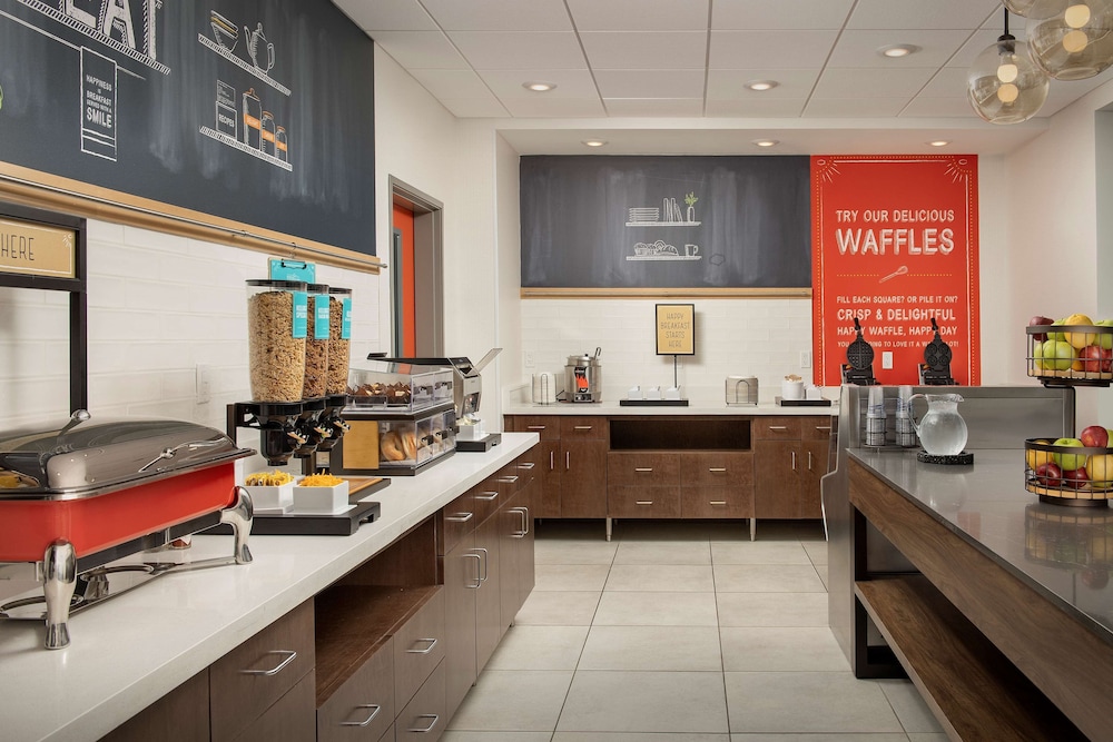 Hampton Inn Warroad 38/53