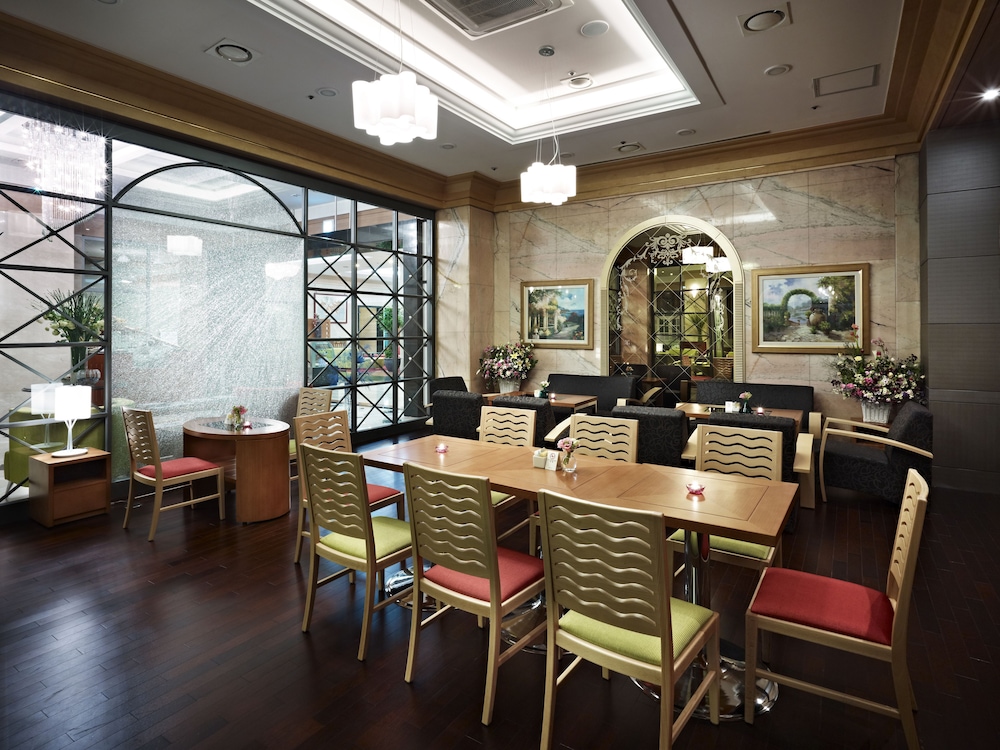 Samjung Hotel 28/44