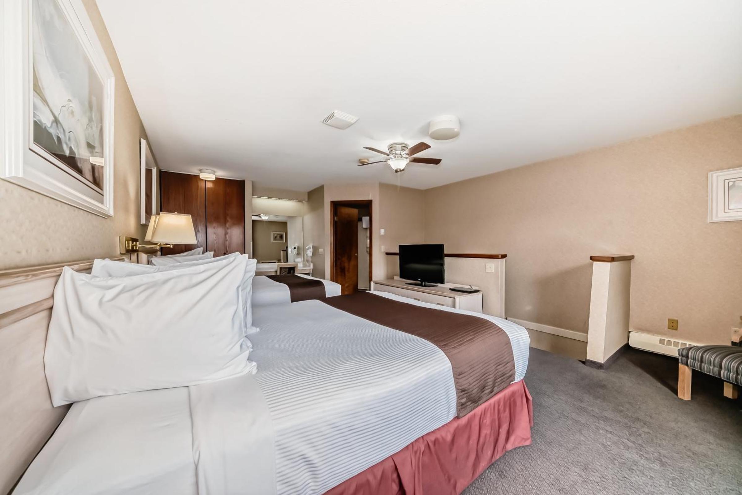 Loft, Suite, King Bed, Queen Bed