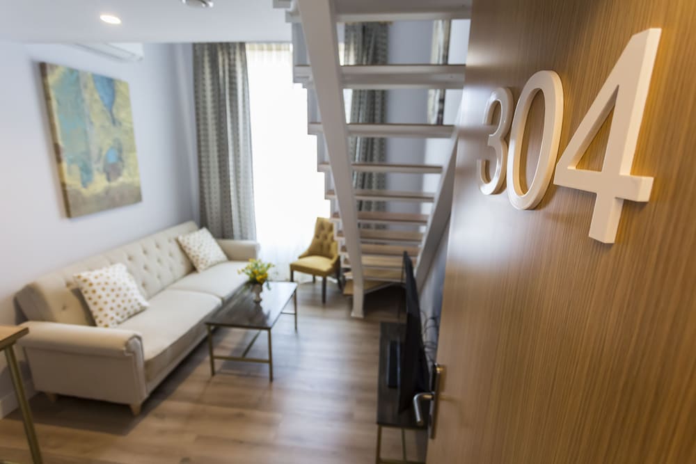 Casa de la Merced Suites 51/64