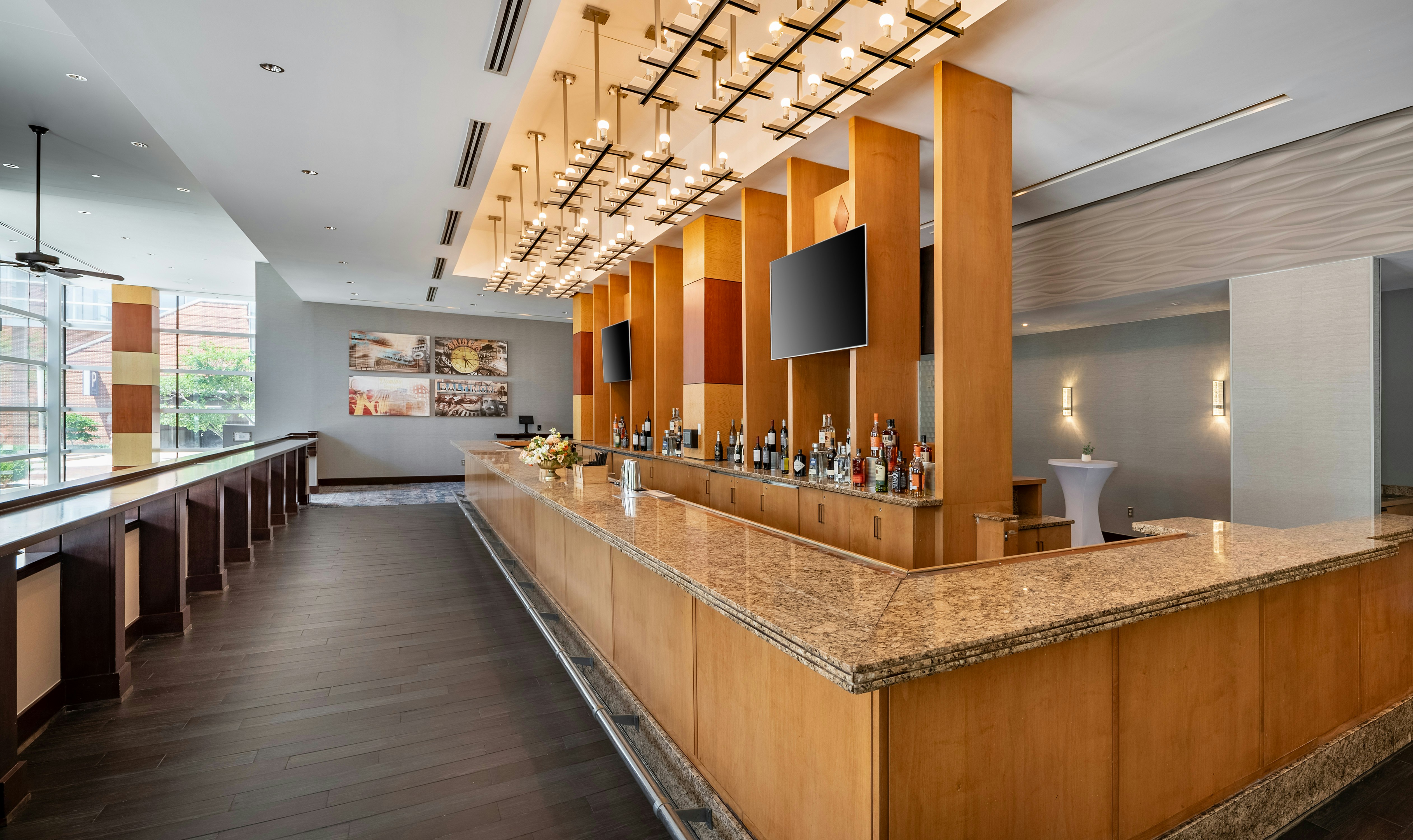 Hilton Baltimore Inner Harbor 12/84