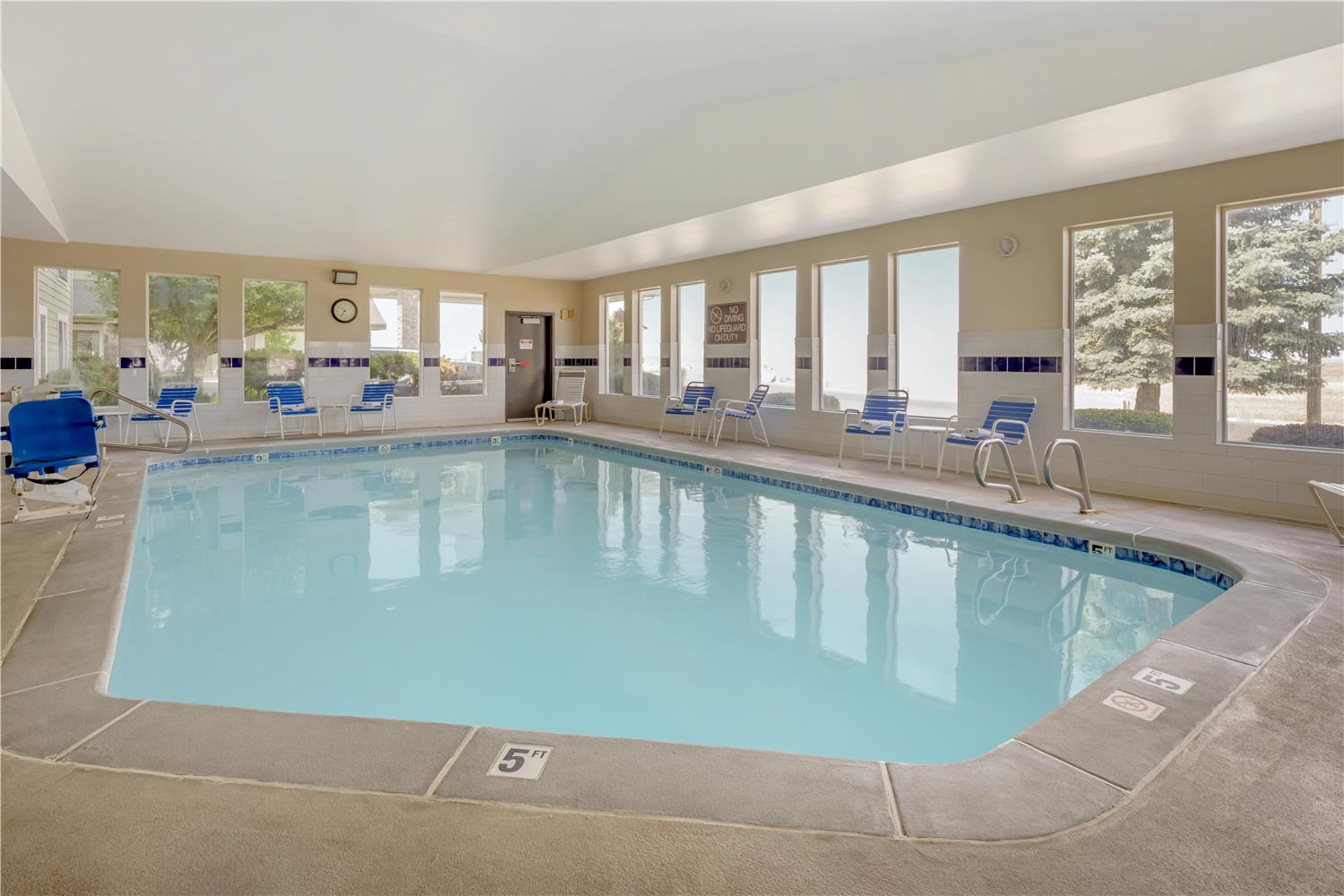 Best Western Bronco Inn 10/18