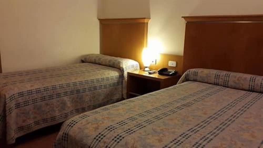 Ariston Hotel 11/35