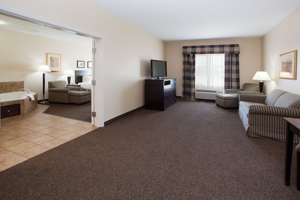 Holiday Inn Express Hotel And Suites Ft Collins 55/66