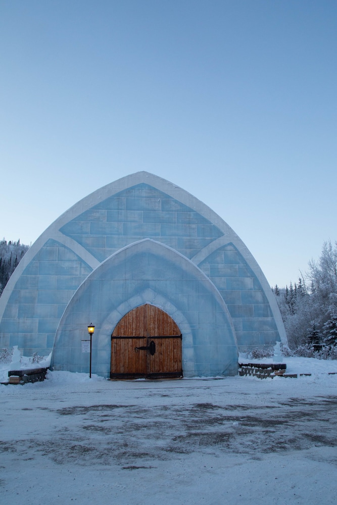 Chena Hot Springs Resort 10/74