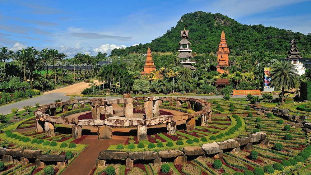 Baan Bangsare Resotel Chonburi 51/56
