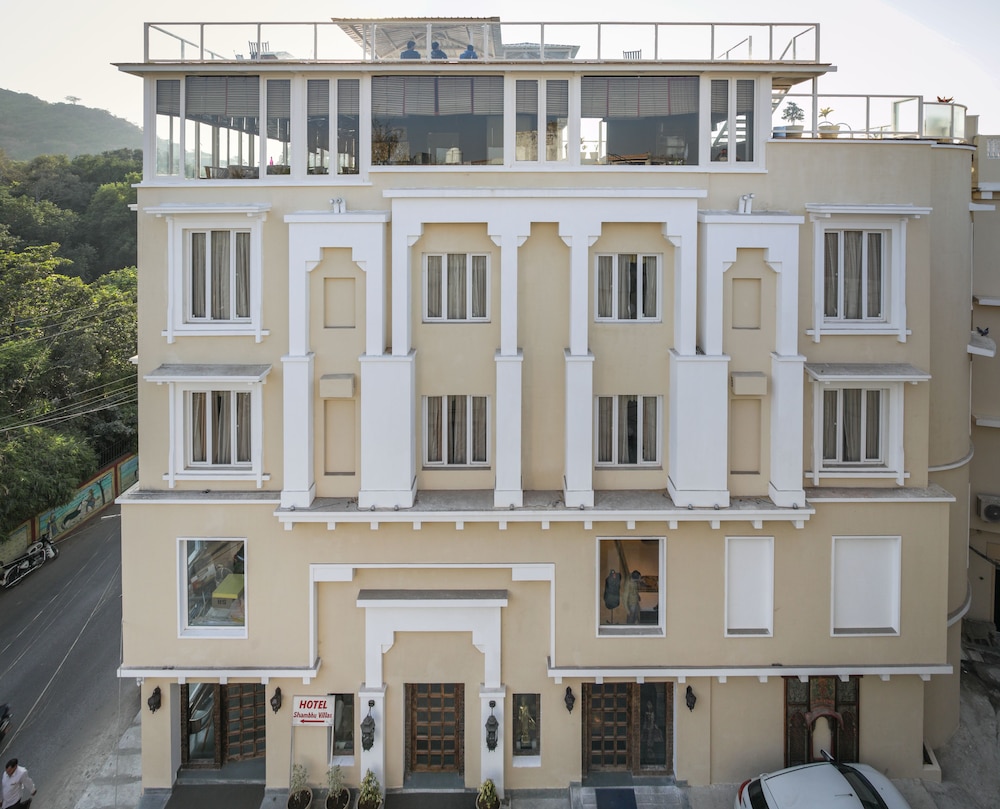 SHAMBHU VILAS 1/30