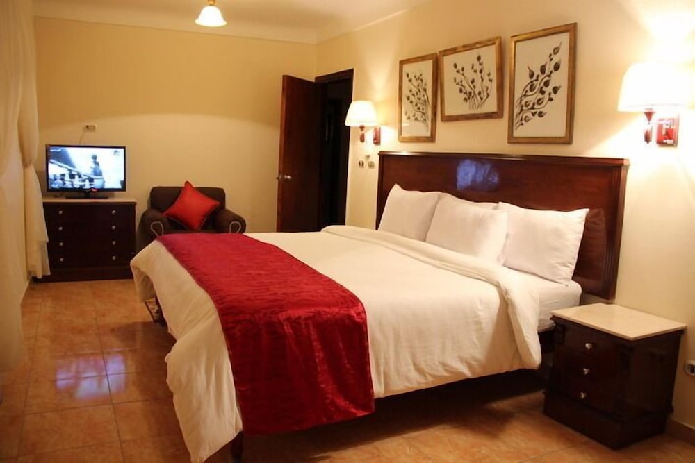 Alexandria Mediterranean Suites 6/30