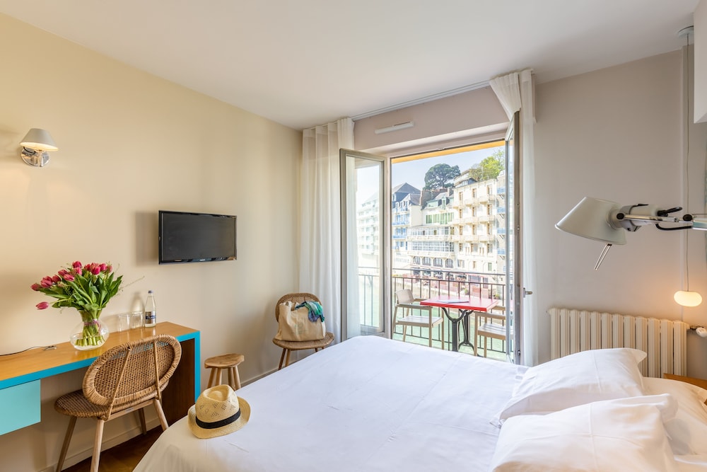 Hotel de la Vallee 19/47